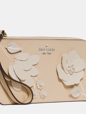 Lucy Floral Wristlet